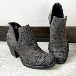 Blowfish women Lassoh Bootie in Black