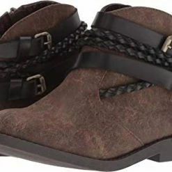 Blowfish kids Girls' Kia-K Short Boot (Little Kid/Big Kid) in Chocolate